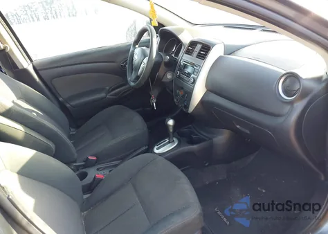 2016 Nissan Versa 1.6 S/1.6 S+/1.6 Sl/1.6 Sv z USA, uszkodzony, nr VIN 3N1CN7AP6GL830470